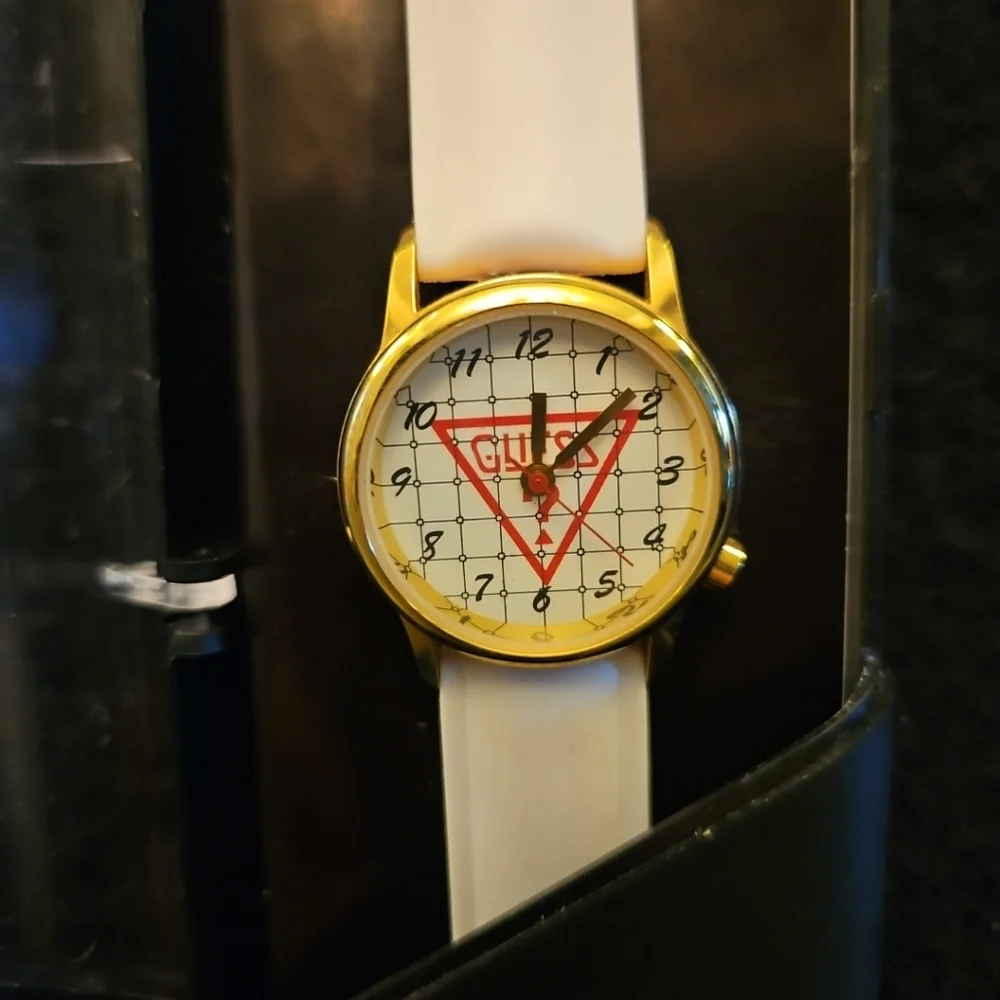 Guess by Marciano vintage guess